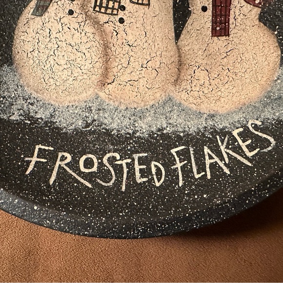 A Signed Hand Painted Donna White Snowman Shallow Decorative Bowl - Picture 7 of 8